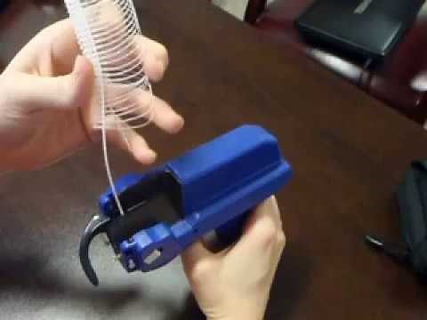 Demo: Avery Dennison V-Tool for Attaching Loop Tags