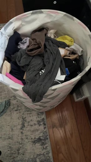 Happy Saturday moms we are off work today! Happy weekend #laundry #saturday #clean #fyp #moms