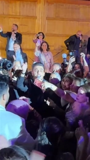 ‎Mohammed Assaf محمد عساف‎ on Instagram‎: "محمد عساف . . . #assafm89🌸👑 #mohammedassaf #محمد_عساف #kurdish #slemani💛"‎