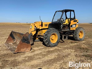 2005 Caterpillar TH350B 4x4 Telehandler | Construction