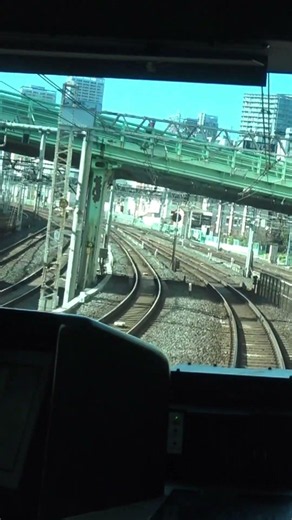 春の常磐線 鶯谷駅前まで大きくカーブしていく下りE531系の前面展望（2026年3月）