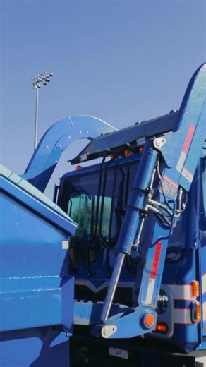 We've simplified finding the right mix of recycling and waste solutions for your business. Our expert team will conduct a brief BluePrint™ Waste Assessment. The result? 🎯 Customized solutions at a great value. | Republic Services