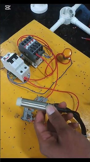 How to Control a Light with a Proximity Sensor ⚡️💡 | Automatic ON/OFF.