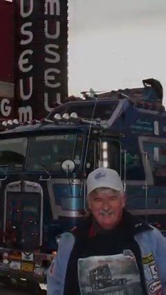 Recognize this truck? It's the 1981 Kenworth K-100 Aerodyne aka Hank's Highway Hilton! Engine: Detroit Diesel 8V92 Turbocharged, 500 HP Transmission: Eaton-Fuller RTLO-14613 Double Overdrive Top Speed: 100 MPH #iowa80truckingmuseum #iowamuseum #iowa80 #oldtrucks #antiquetrucks #trucks #truckinghistory #trucking | Iowa 80 Trucking Museum