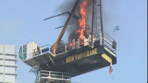 Minor injuries reported after large crane collapses in New York City
