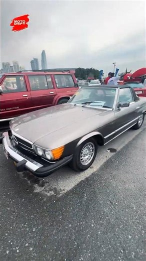 Kandura Rally 2026 — Vintage Cars Showcase | Classic Cars at Dubai Festival City