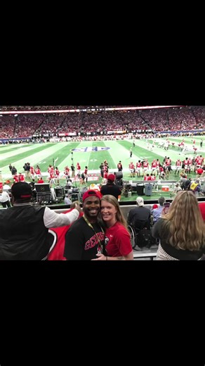 should I take it back to 2014!? @Jillian Batson #AEJeansHaveFun #iggrowth #couplesgrowth #spongebob #falloutfits #fashiontiktok #falligfeed