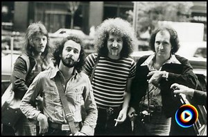 Santa María by Trooper