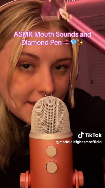 This is legit my favorite when @Lucy ASMR does it 🥵😍 #asmr #fyp #sleep #relax #tingles #mouthsounds #asmrtingles #asmrmouthsounds #satisfying #asmrvisual #visuals #asmrtiktok #asmrvideo #asmrsounds #asmrtingles