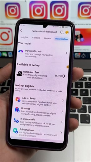 ApkHub on Instagram: "Facebook or Instagram se earning 🤑💸 #earn #earnmoney #earnmoneyonline #facebookreels #fbreels #instagramreels #instareels #facebookearning #earnings #viralreels #trendingreels #viral #trending #trendingnow #reels"