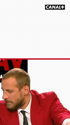 196K views · 3K reactions | Elton John aime les hommes ? Le S.A.V. des émissions - 2009 - CANAL+ | Le SAV d'Omar et Fred | Facebook