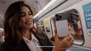 Anker Nano MagSafe Power Bank, Ultra-Slim 5,000mAh Magnetic Wireless Charging Battery, Qi2 Certified 15W Max MagSafe-Compatible Portable Charger, Ergonomic Design, for iPhone Air/17/16 Series