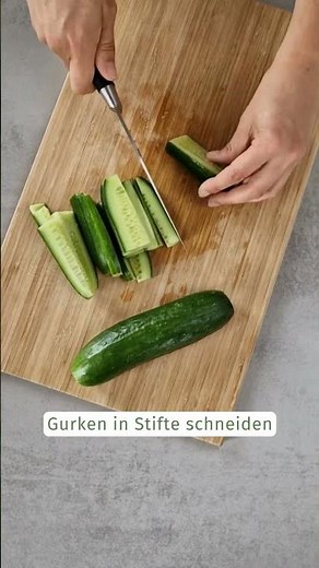 Schüttelgurken: Rezept für schnelle saure Gurken