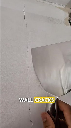 The professional secret to fixing wall cracks! 🛠️✨ #Construction #DIY