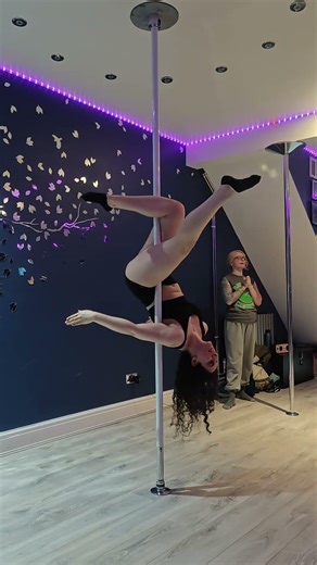Pole Gemini to Scorpio Switch #poledance #gemini #scorpio