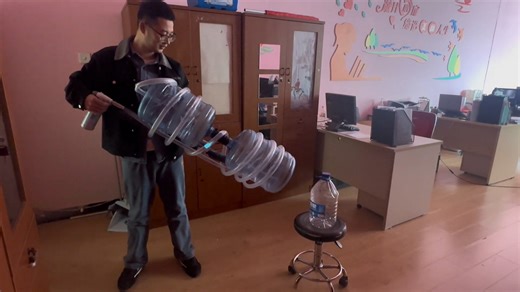 Man fires homemade cannon in Liaoning, China