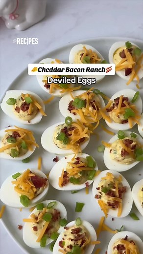 Delicious Cheddar Bacon Ranch Deviled Eggs Recipe