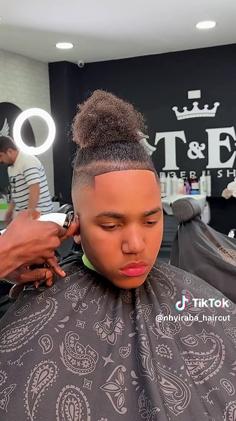 #uk #uklife🇬🇧 #🇬🇧 #uktitok🇬🇧 #uk🇬🇧london #viral #goviral #fyp #fypシ #haircut #ukbarbers #barbershop #trend #trending #tiktokghana🇬🇭🇬🇭🇬🇭_uk🇬🇧🇬🇧