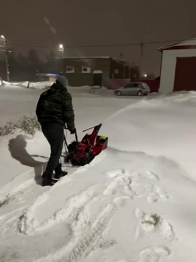 Honda HS622 Snowblower