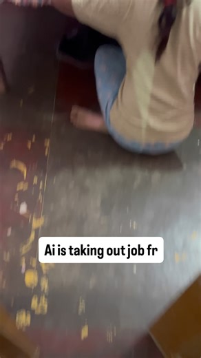 AICareerBoost | Learn. Apply. Achieve on Instagram: "💀Comment “Robot” for app link 🔗 #ai #parakeetai #job #interview #4u"