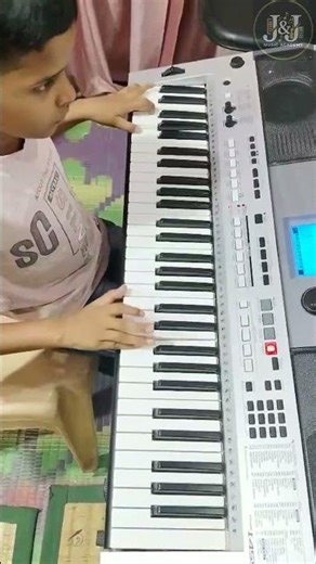 F Major Scale & Chords Tutorial 🎹 | Easy Keyboard Lesson for Beginners | Notes Included