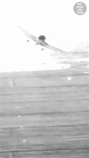 Crash landing on aircraft carrier