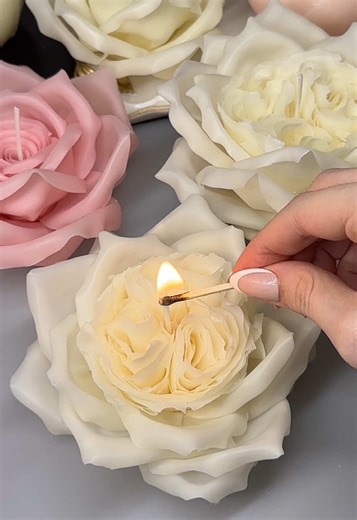 DIY Rose Candle Making Tutorial