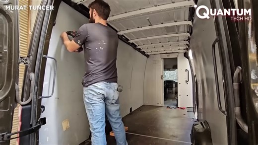 Quantum Tech HD - Man Builds Amazing DIY CAMPERVAN ｜ Start to Finish..