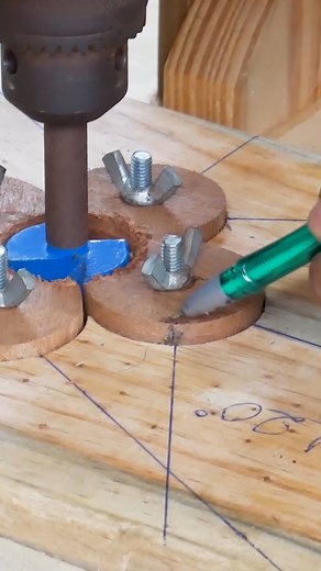 35K views · 112 reactions | Amazing Woodworking Tips and Hacks #carpenter #woodworking #handmade #Wow #amazing #reels #reelsviral #carpentry #fyp #reelsfb | Woodworking TV | Facebook