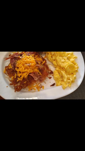 Blue eggs was good. First time going and was satisfied. @blue eggs | Shaquan Downey