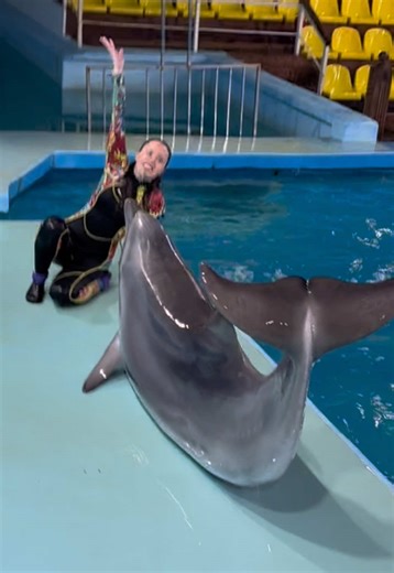 Тренировка закончилась можно и повеселиться 😂😂😂 #танцы #друзья #рек #дельфины #чудо