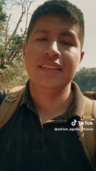 Este sitio turístico está ubicado aproximadamete 36 kilómetros de la ciudad de Santa Cruz de la Sierra, en el municipio de El Torno. cuenta con Aguas cristalinas, playas de arena dorada, cascadas de más de 90 metros de altura y un sinfín de variedades de plantas y animales son parte del atractivo del Jardín de Las Delicias, situado en la zona Suroeste del Parque Nacional Amboró. #jardindelasdelicias2023 #jardindelasdeliciasbolivia #santacruzdelasierra🇳🇬 #lugaresturisticosbolivia #parquenaciona