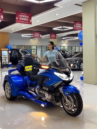 Custom Trike Motorcycles: Explore Honda Gold Wing