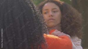 Angry girlfriend tries to grabbed the woman by the neck, strangling and causing