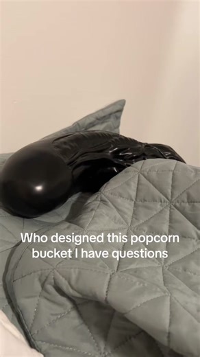 They must’ve been thinking long and hard on this design #alienromulus #alien #popcornbucket