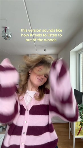 I WANT TO RUN ON THE BEACH IN THE SUNSET #taylorswift #1989 #outofthewoods #ootw