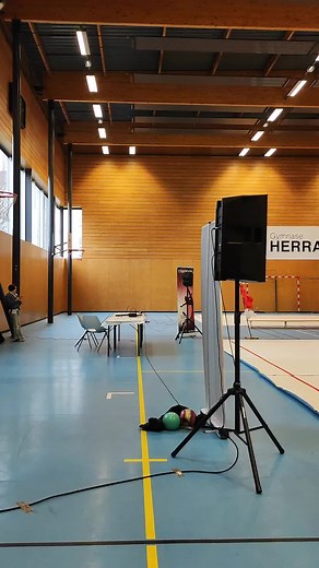 Retour sur la fête des reines et rois ! Merci d'être venu aussi nombreux ! Place aux compétitions ensemble ! 🙂#strasbourg #danse #gym #foryou #pourtoi #fyp #fypシ #gymnasticrythmic #gr #grs #strasbourggrs #strasbourgGRS #dance #gymnastiquerythmique