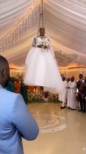 Bride grand entrance gone wrong 💔🤣🤣 | Amusing Escape