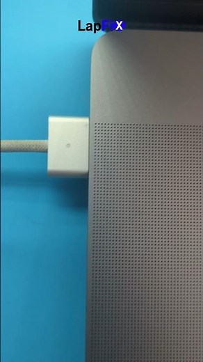 Fixing A DEAD MacBook Pro With No MagSafe Light #microsoldering #macbook #m1pro