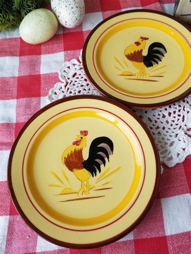Fabulous Pair of Hand-painted Stangl Pottery Rooster Bread Plates. These Vintage Yellow Farmhouse Plates Will Liven up Your Sunny Kitchen. - Etsy