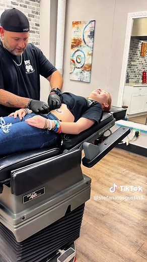 Navel Piercing Ideas & Aftercare Tips