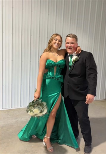 LOVER🤍🤍 prom pt 4 with my best friend! @anthonylovre05 #promm #bf #loveyou #fyp #seniorprom