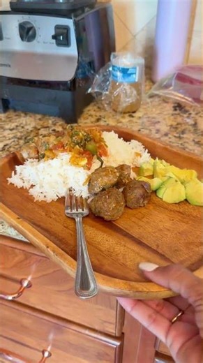 Dinner: Meatballs Part 2💃🏻💃🏻😋