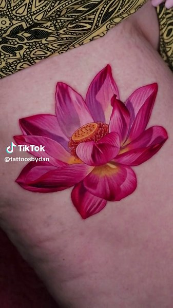 Beautiful Flower Tattoo Designs by Talented Artists