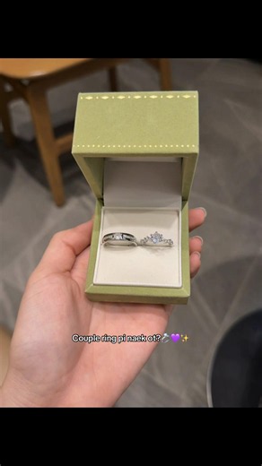 Promise ring meaning and gift ideas for couples