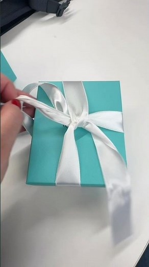 Return to Tiffany Heart Tag Pendant Necklace #shorts #valentinesdaygift #luxurygifting #giftsidea