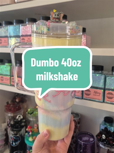40oz Tumbler with Milkshake and a #tumblertopper to match! Such a cute colour combo ! #uvdtfcupwraps #uvdtf #snowglobetumbler #milkshaketumbler