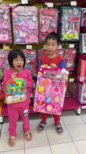 Lego vs Trang điểm hồng