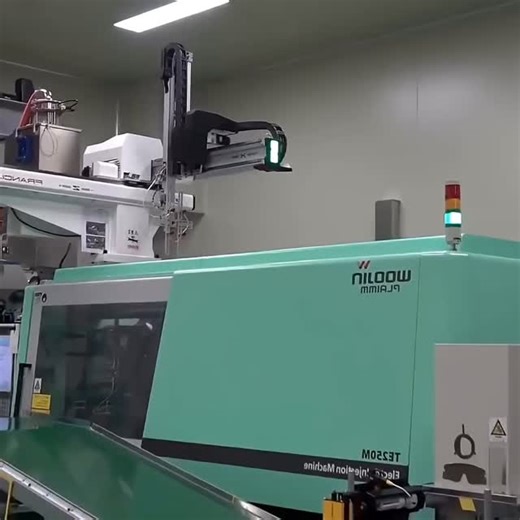 ‎مصنع بكرات||Factory reels‎ on Instagram: "The manufacturing of high-performance sports goggles is a precise fusion of optics, ergonomics, and advanced materials engineering. It begins with optical-grade lens creation. Polycarbonate pellets are injection molded under high pressure and temperature into precise lens curves, ensuring impact resistance and optical clarity. These lenses are then subjected to a multi-layer vacuum coating process. Machines apply coatings for anti-fog (hydrophilic), ant