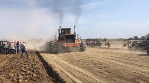 185K views · 1.4K reactions | #BigDog #750hp #EarthQuake pulling 20 bottom plow at Half Century of Progress Show in #RantoulIL Heritage Iron Magazine Illinois Farm Bureau AgriNews Publications This Week in AgriBusiness Central Illinois Ag Farm Progress Daily Farm Equipment Agriculture Everyday | Chad E. Colby | Facebook
